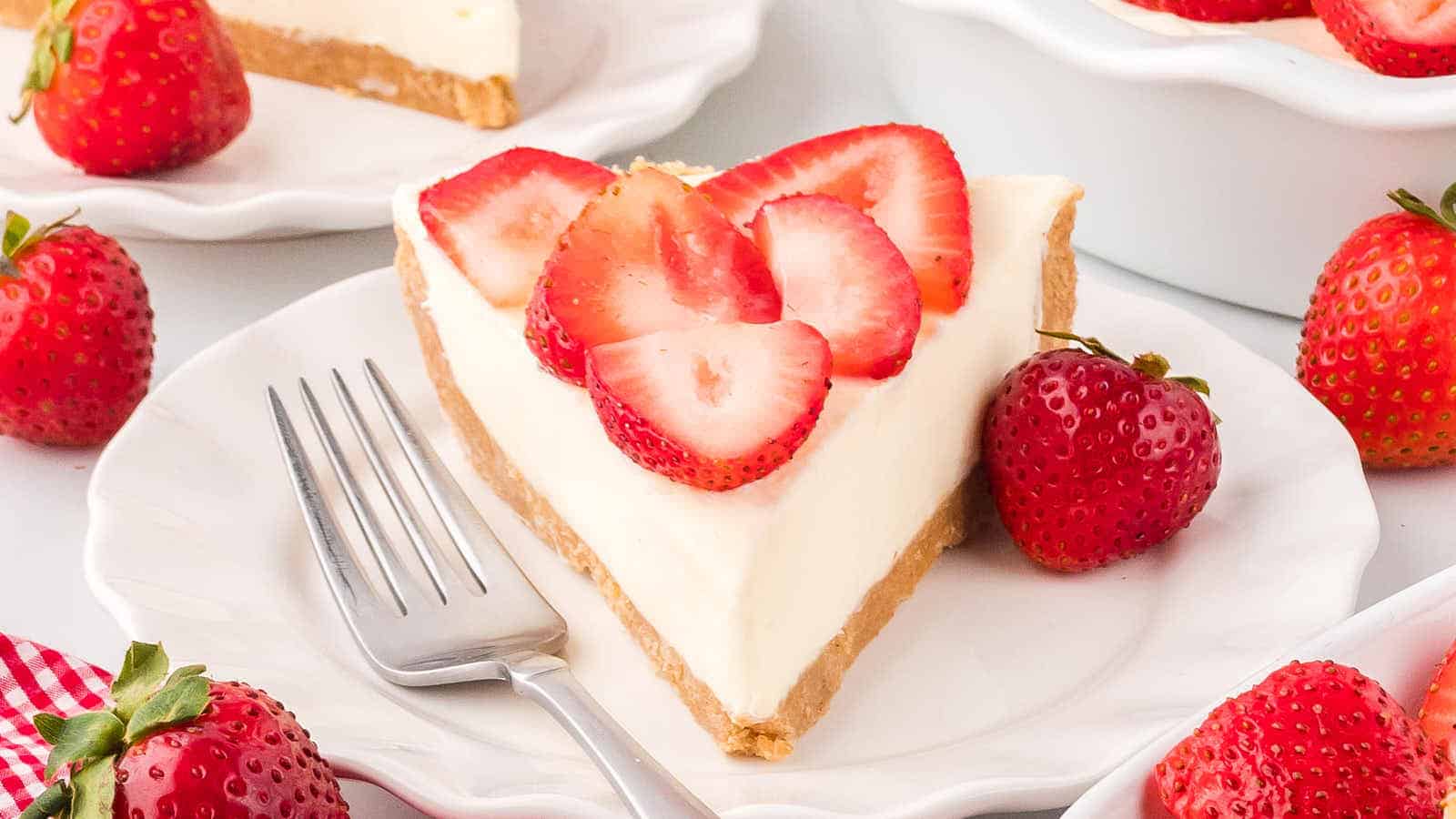 No-Bake Strawberry Pie recipe by Cheerful Cook.
