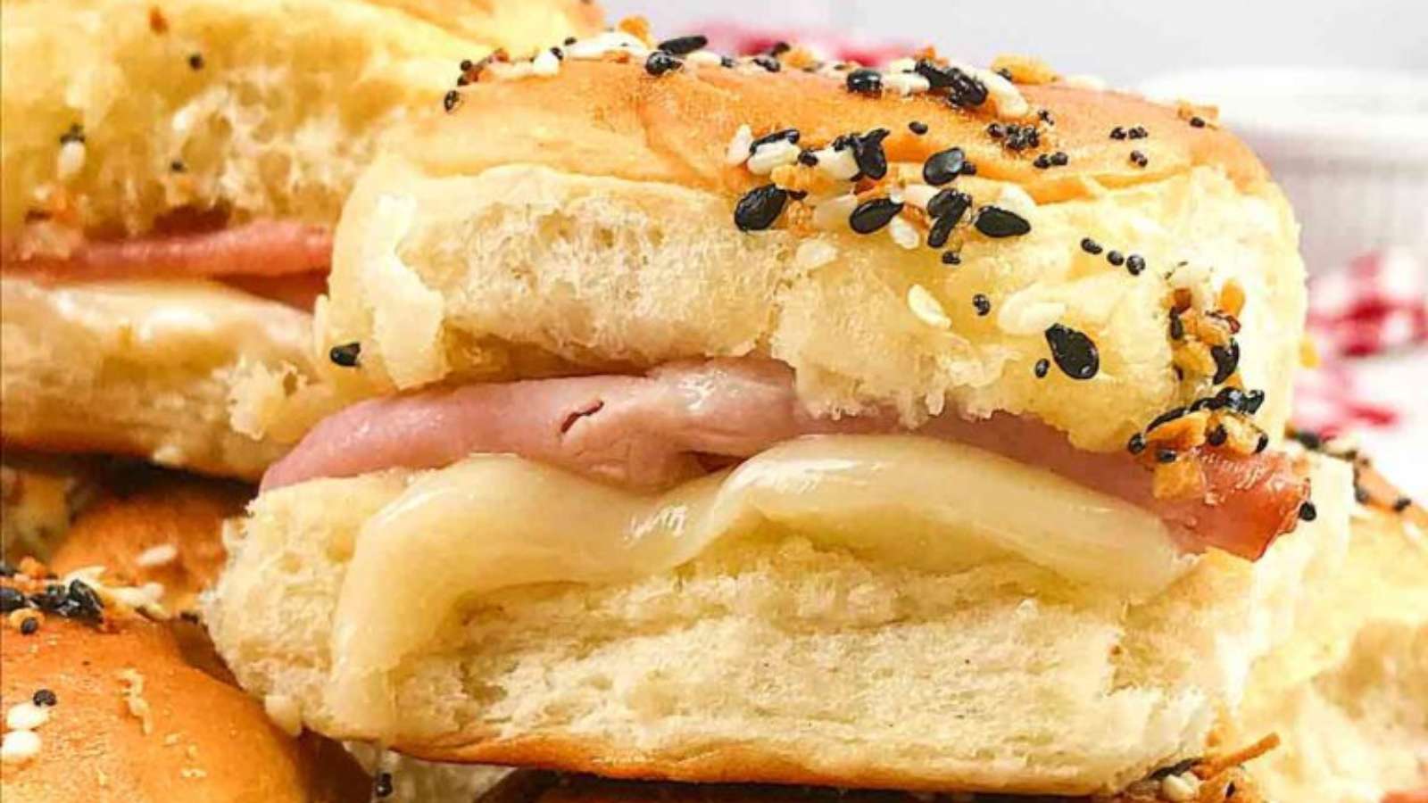 Air Fryer Ham And Cheese Sliders recipe by Air Fryer Yum.
