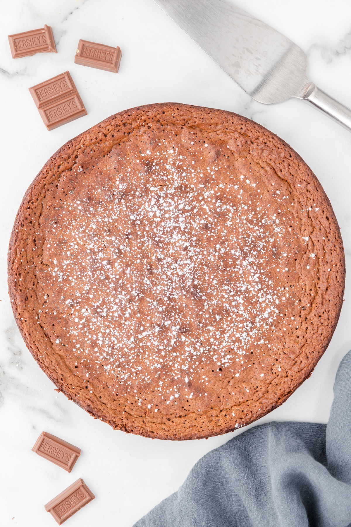 Flourless chocolate cake