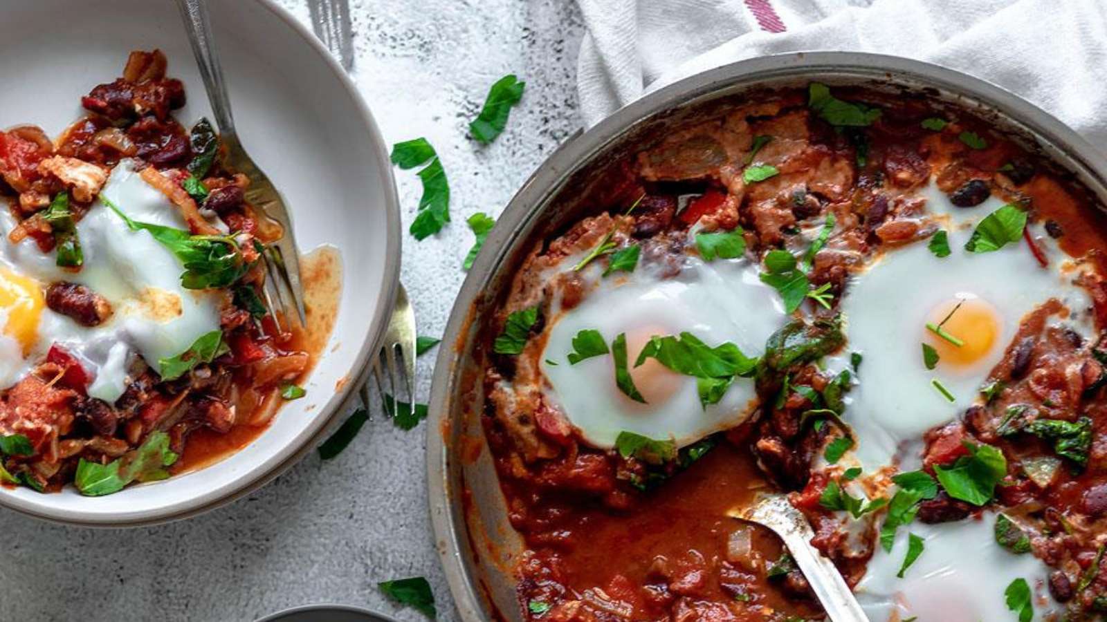 One Pot Spinach And Red Bean Shakshuka recipe by xoxoBella.