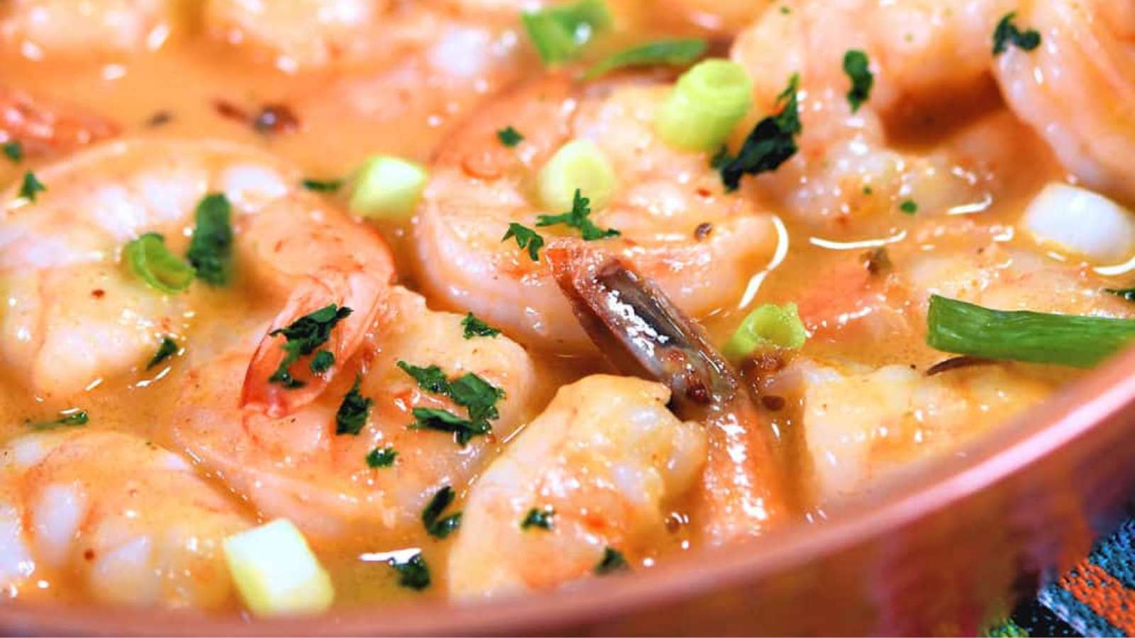 Chipotle Cream Sauce with Shrimp recipe by 24Bite.