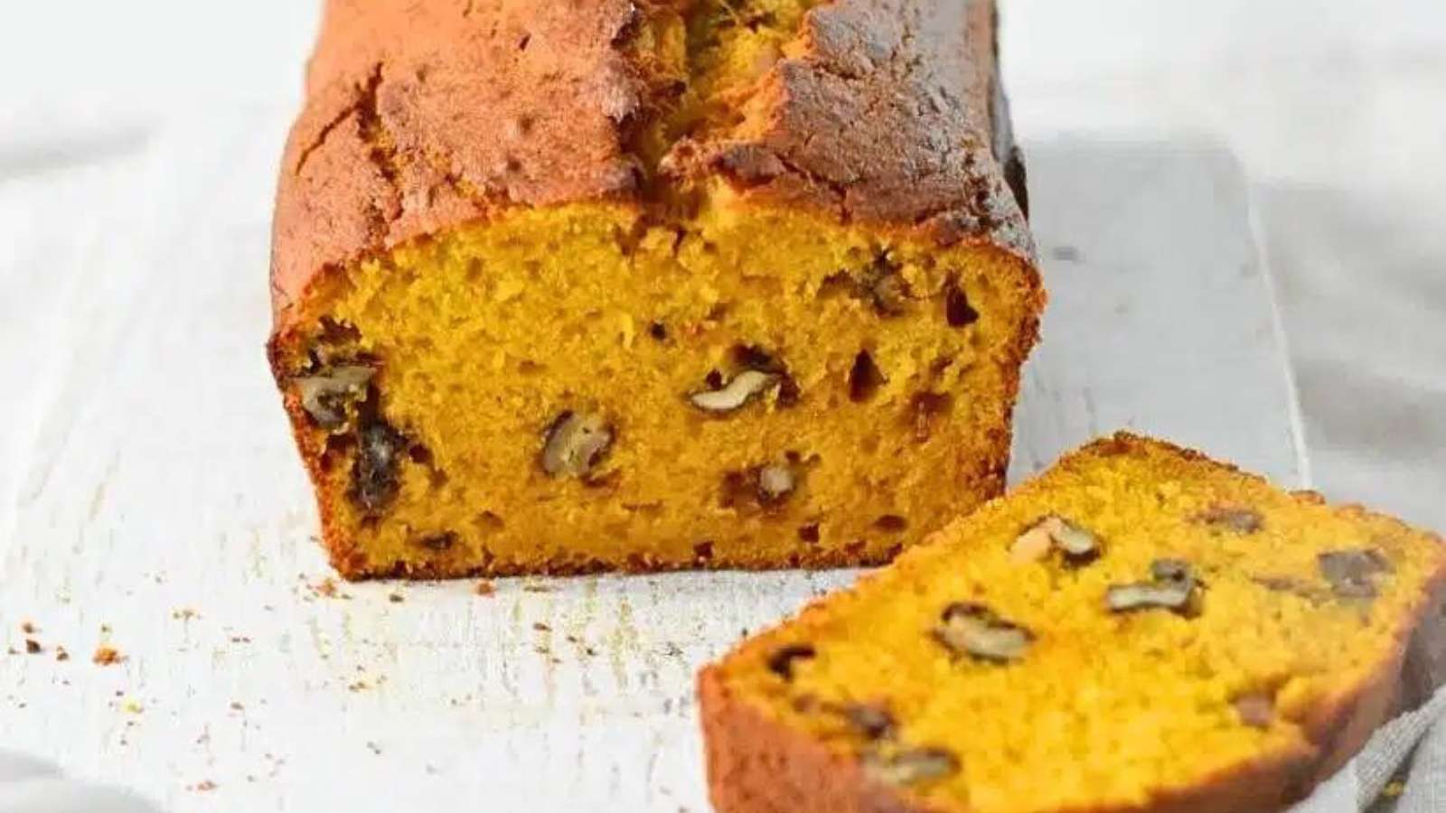 Pumpkin Walnut Bread recipe by Chef's Pencil.