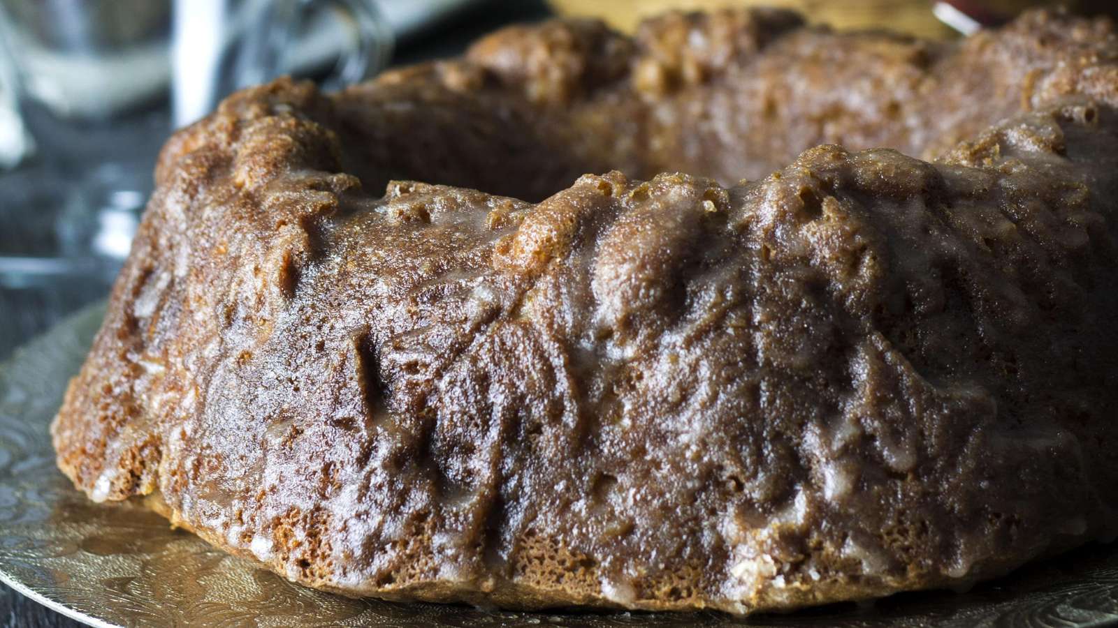 Glazed Apple Bundt Cake recipe by Erren’s Kitchen.