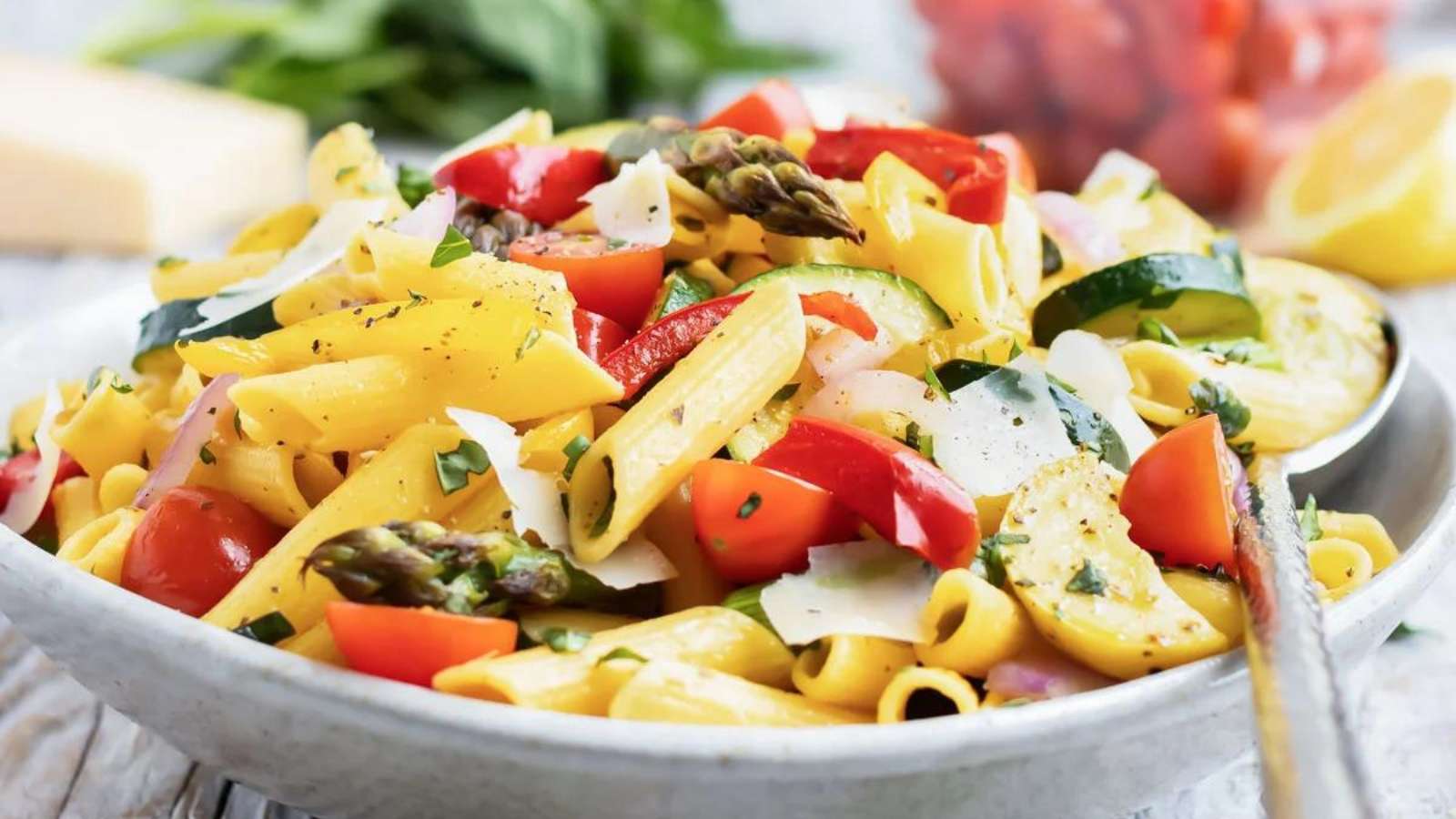 Easy Pasta Primavera recipe by Evolving Table.