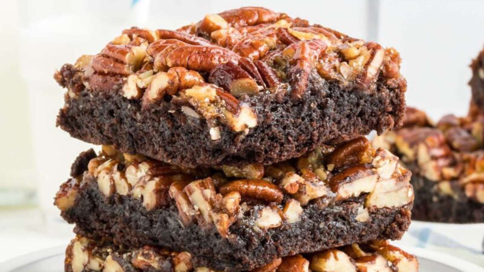 Pecan Pie Brownies recipe by Princess Pinky Girl.