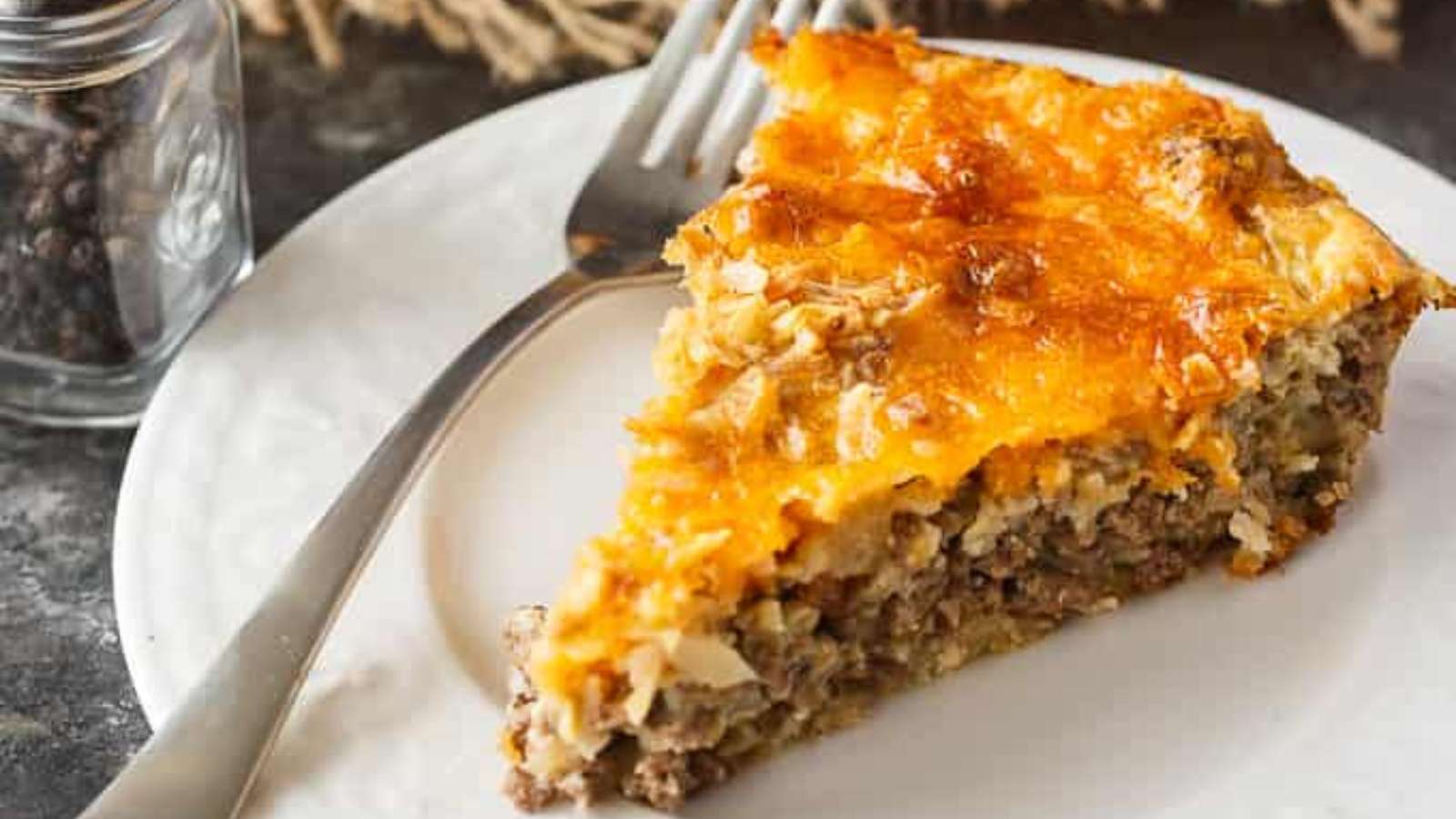 Impossible Cheeseburger Pie recipe by Simply Stacie.