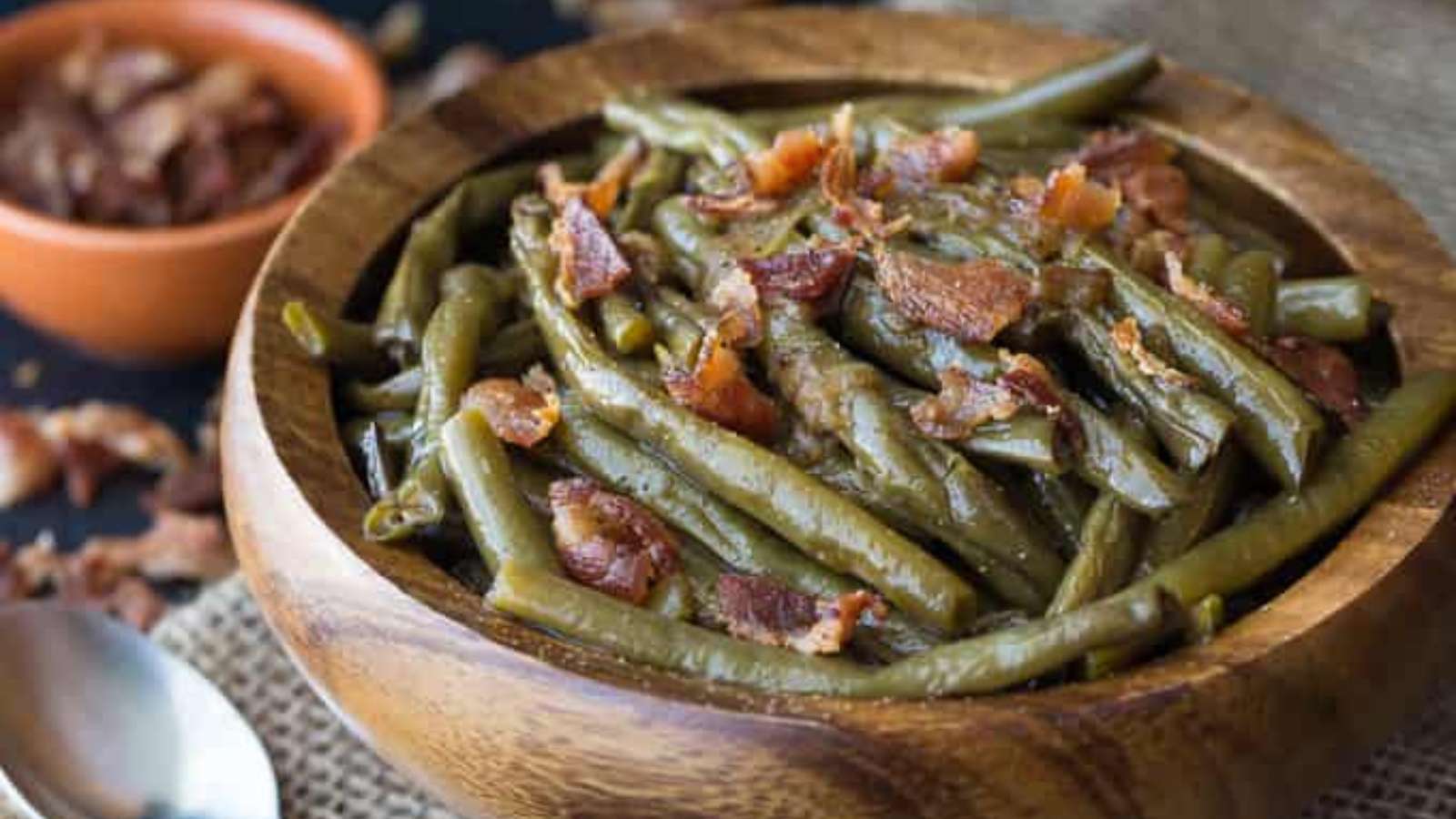 Southern-Style Green Beans recipe by Simply Stacie.