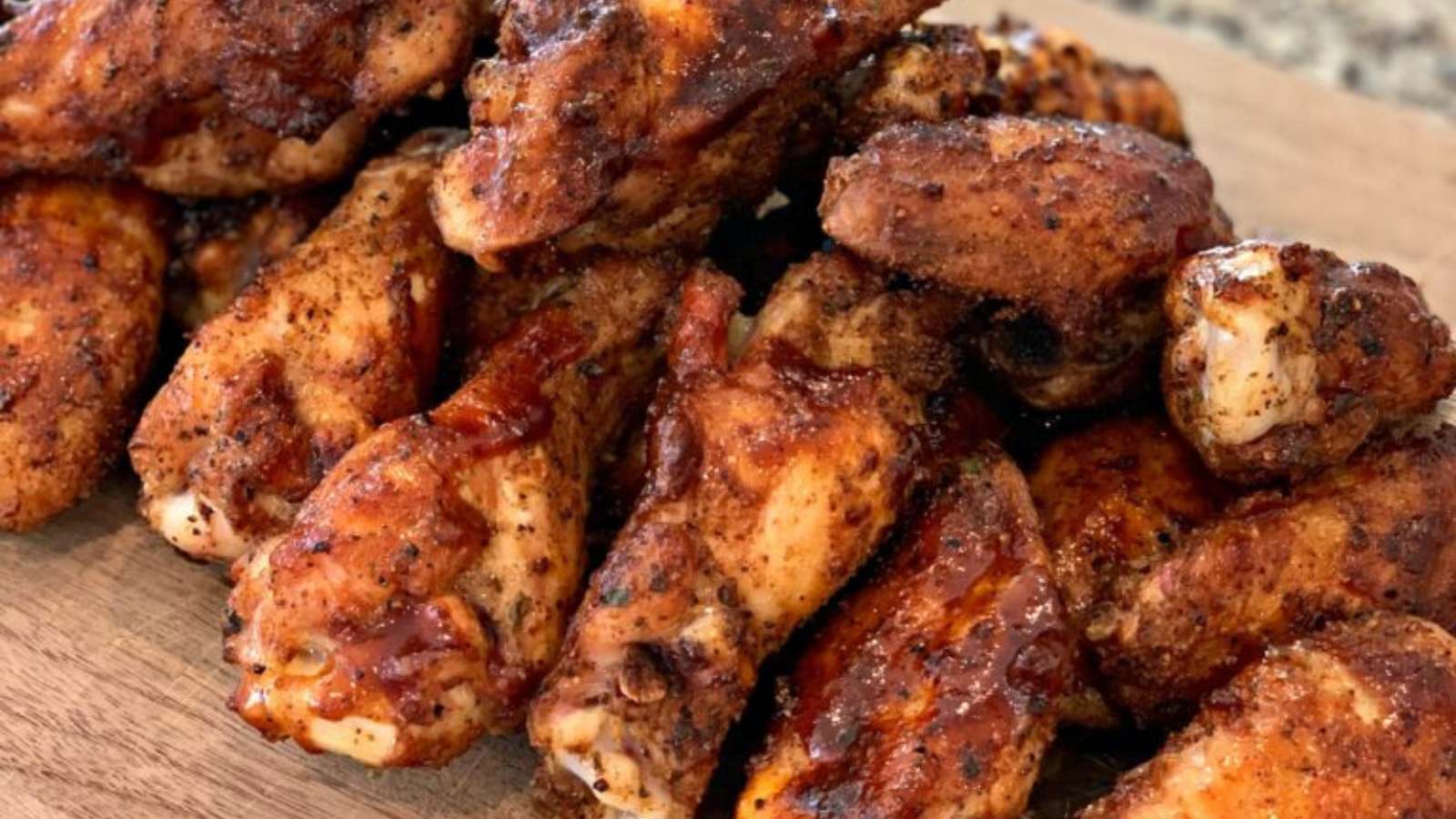 Smoked Chicken Wings recipe by The Cookin Chicks.