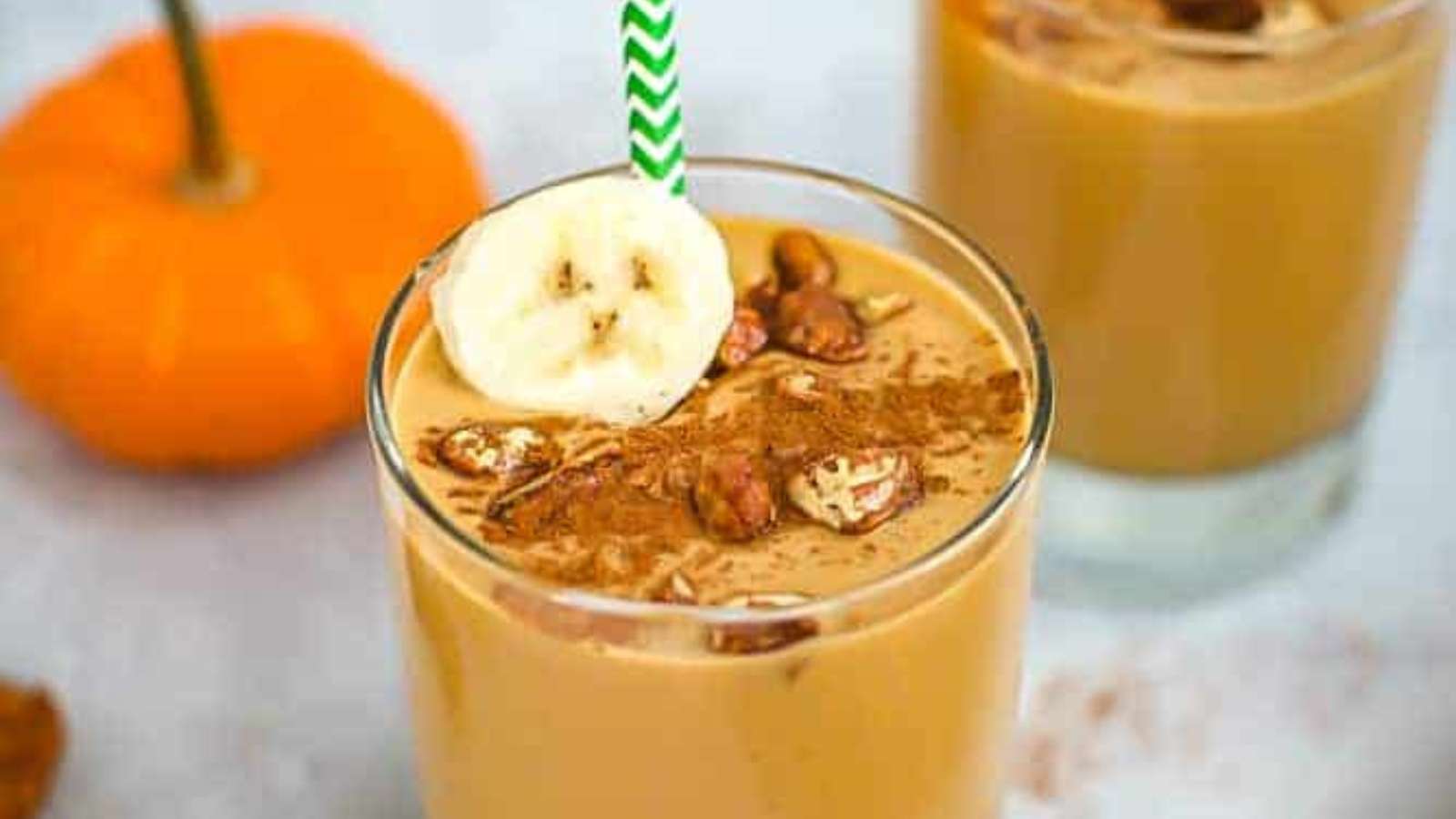 Easy Pumpkin Smoothie recipe by Seasonal Cravings.