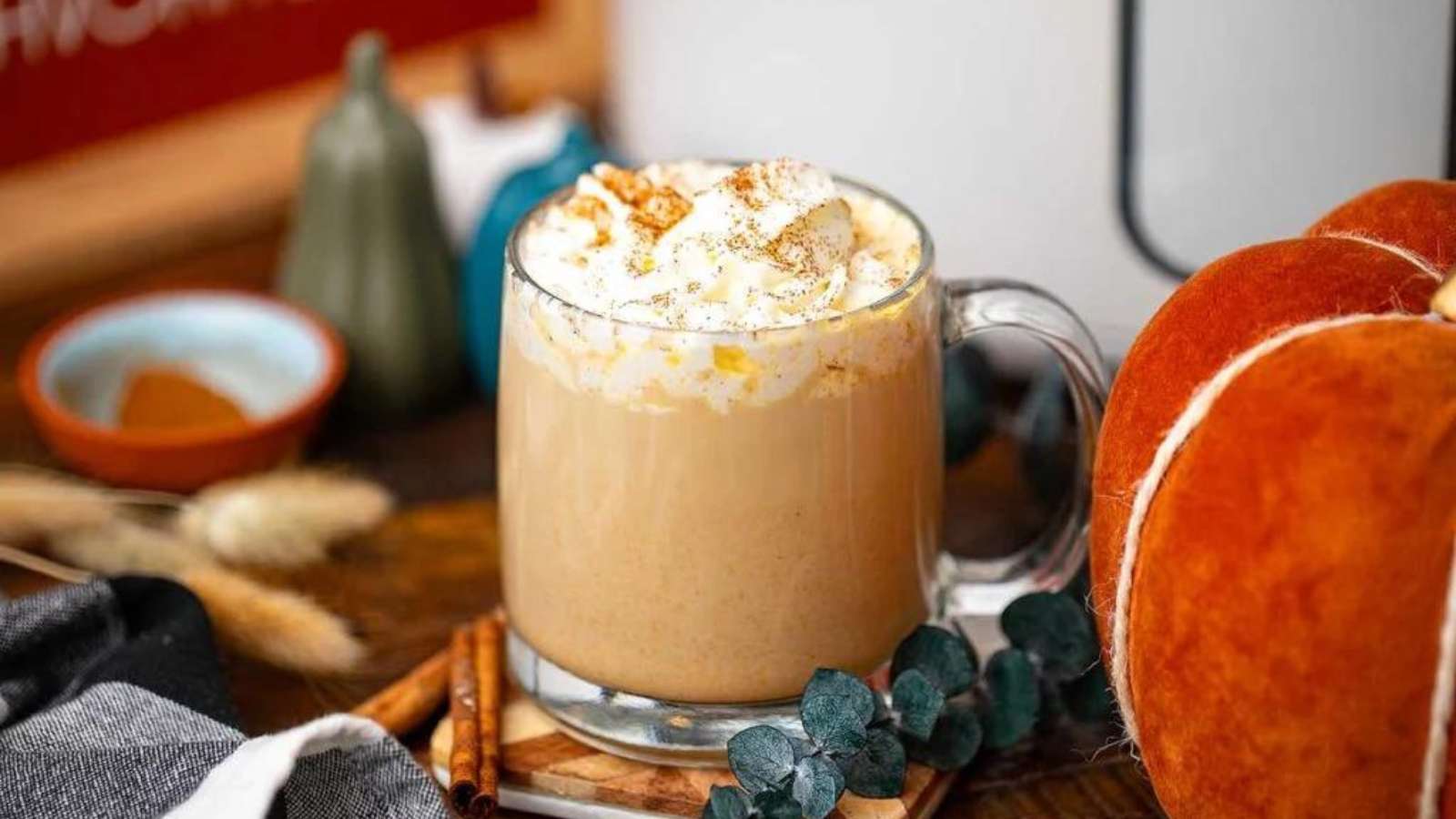Slow Cooker Pumpkin Spice Latte recipe by xoxoBella.
