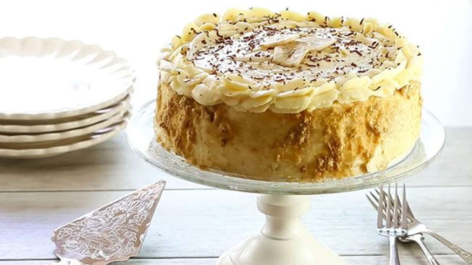 Caramel Banana Cake recipe by Erren’s Kitchen.