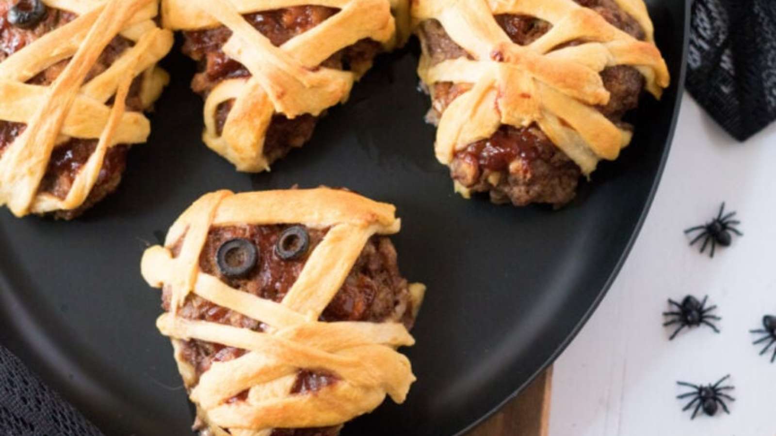 Mummy Meatloaves recipe by Kitchen Divas.