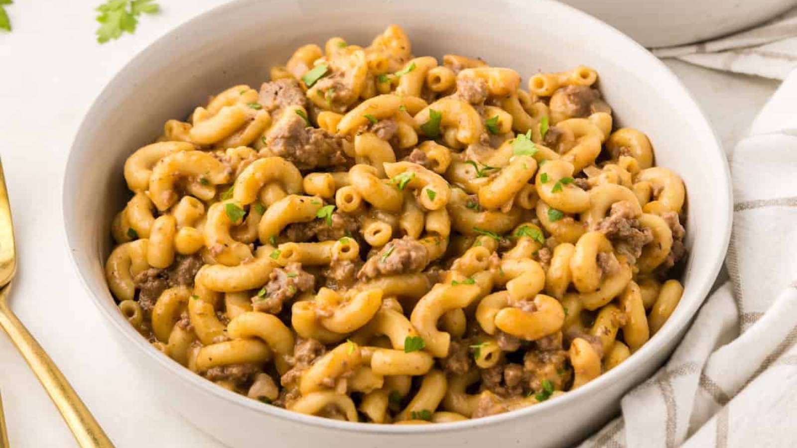 Homemade Hamburger Helper recipe by Living Chirpy.