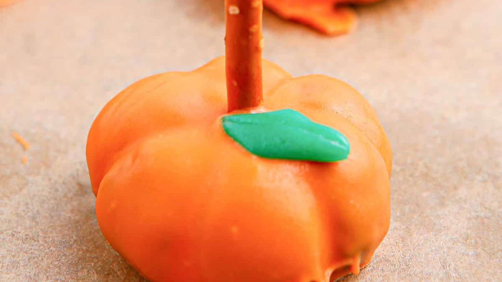 Pumpkin Oreo Balls recipe by On My Kids Plate.