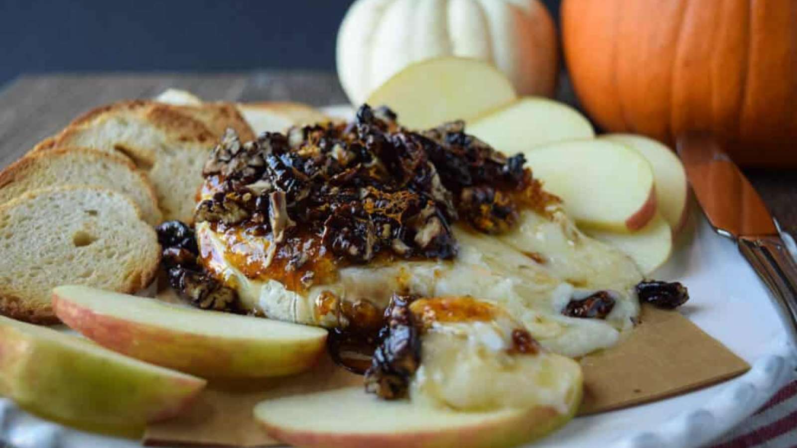 Baked Brie With Fig Jam recipe by Seasonal Cravings.