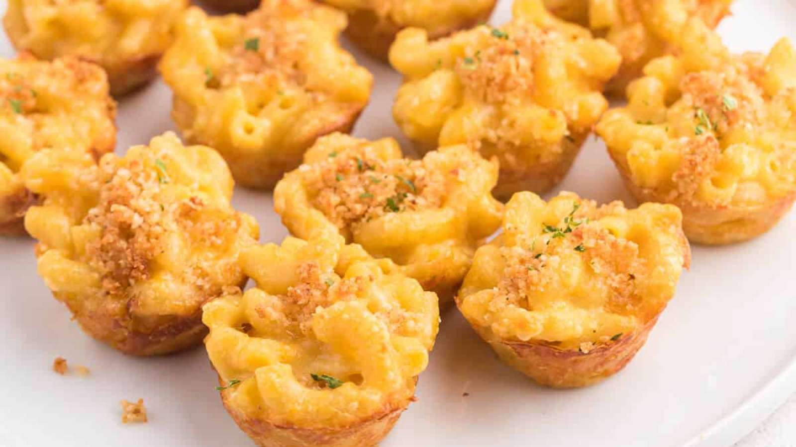 Mac And Cheese Cups recipe by Simply Stacie.