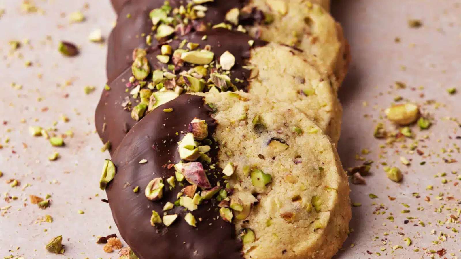 Pistachio Shortbread Cookies recipe by Bonni Bakery.
