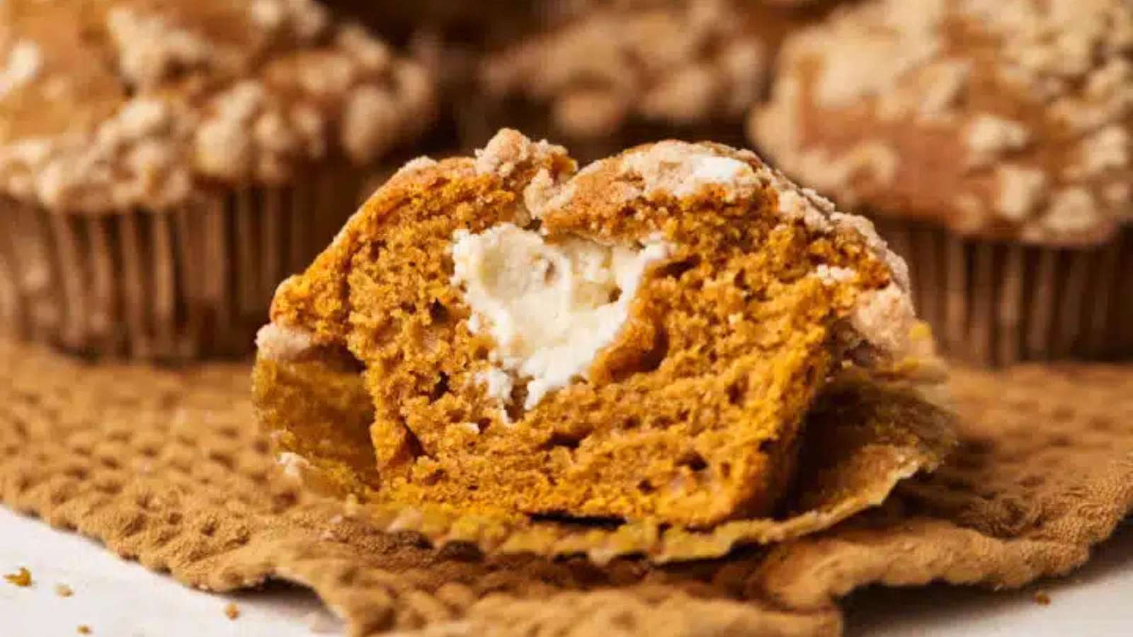 Pumpkin Cream Cheese Muffins recipe by Bonni Bakery.