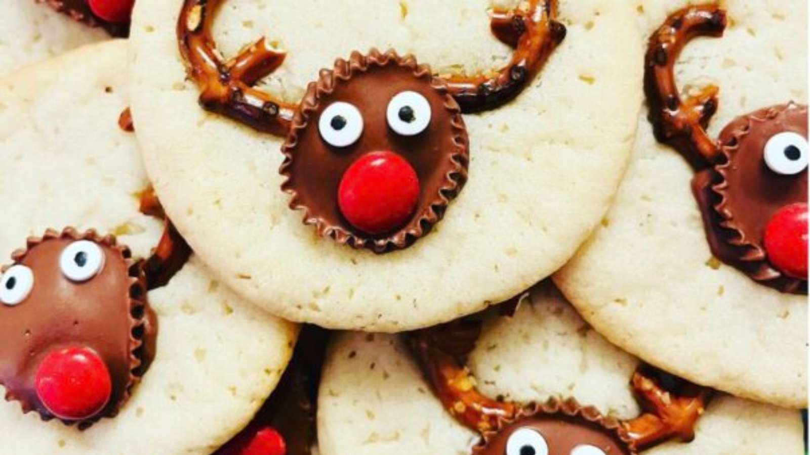 Easy Reindeer Cookies recipe by Glitter On A Dime.