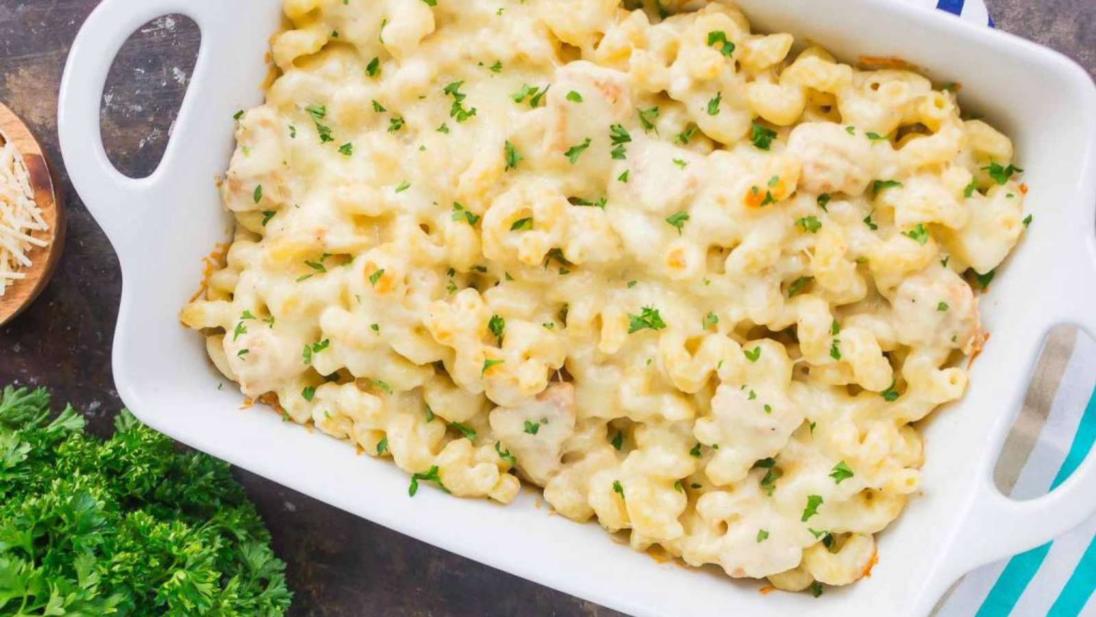Chicken Alfredo Pasta Bake recipe by Pumpkin 'N Spice.