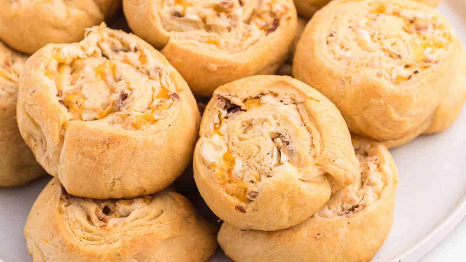Cheesy Bacon Pinwheels recipe by Simply Stacie.