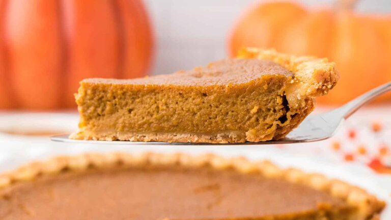 Easy Pumpkin Pie with Canned Pumpkin recipe by Cheerful Cook.