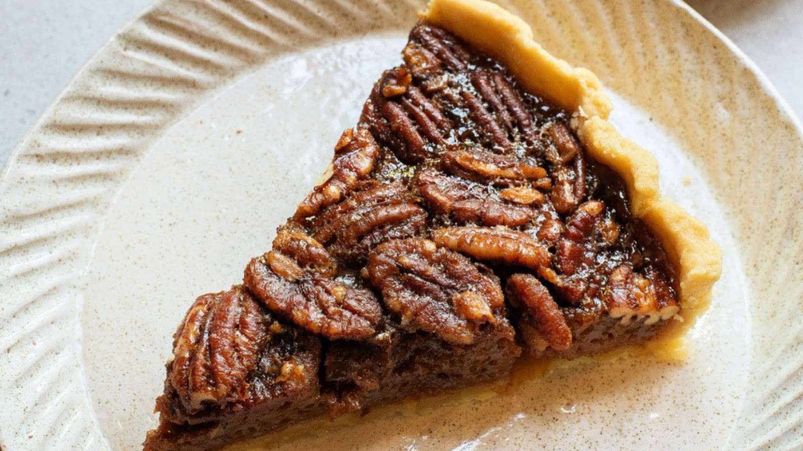 Maple Pecan Pie recipe by Learning and Yearning.