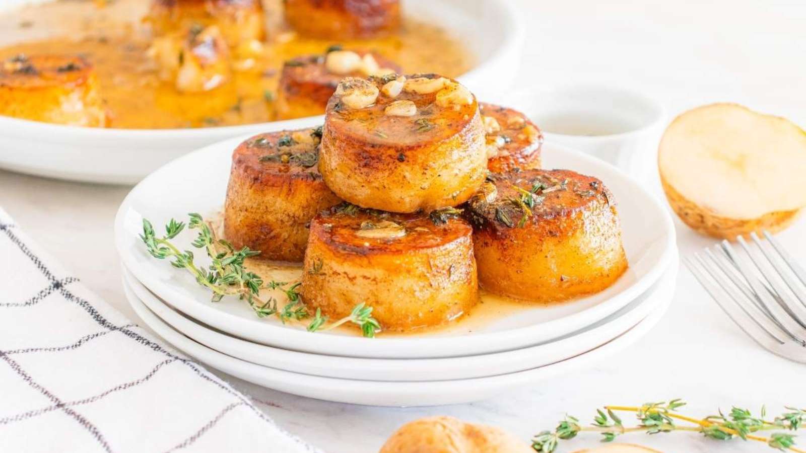 Garlic Butter Fondant Potatoes recipe by xoxoBella.