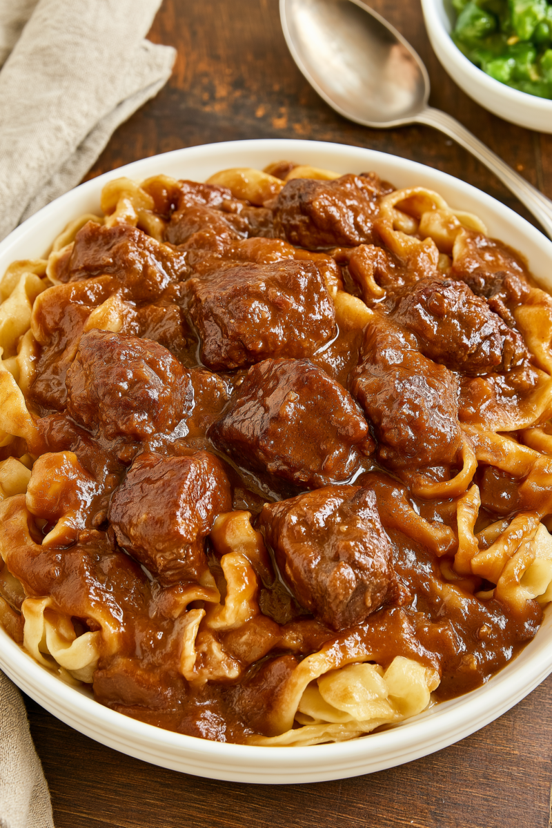 Slow Cooker Poor Mans Beef and Noodles 1